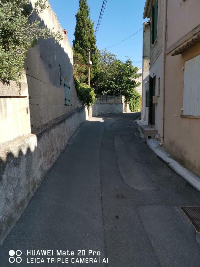 Charmante Maison En Provence Fontvieille Esterno foto